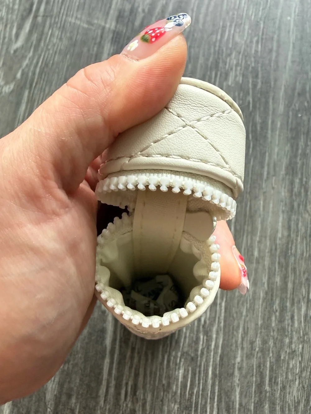 Quilted Tube Lipstick Case Keychain - Cream